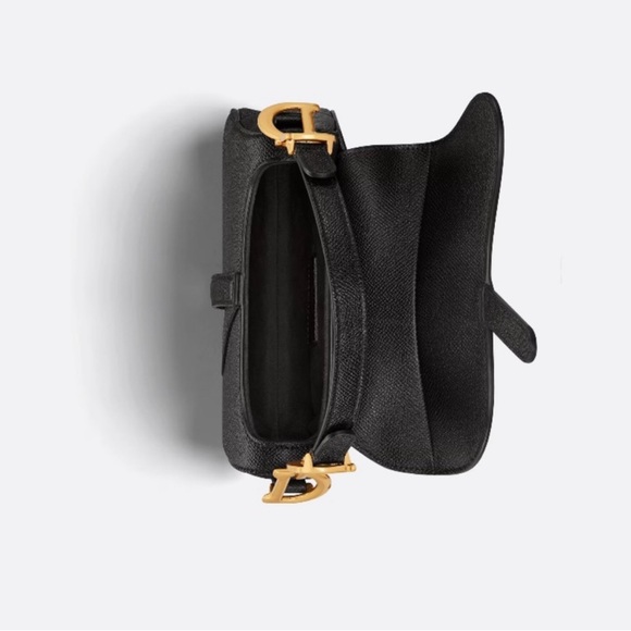 MINI SADDLE BAG WITH STRAP
Black Grained Calfskin Dior - Picture 3 of 10